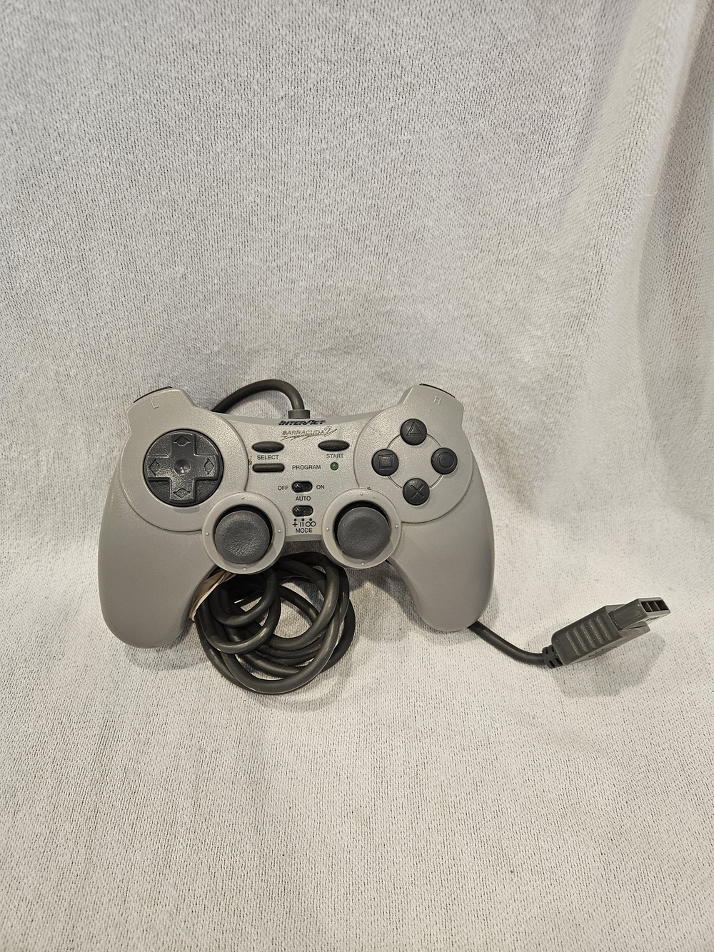 Interact Barracuda 2 SV-1133 Gray Wired PlayStation 1 Game Controller UnTested